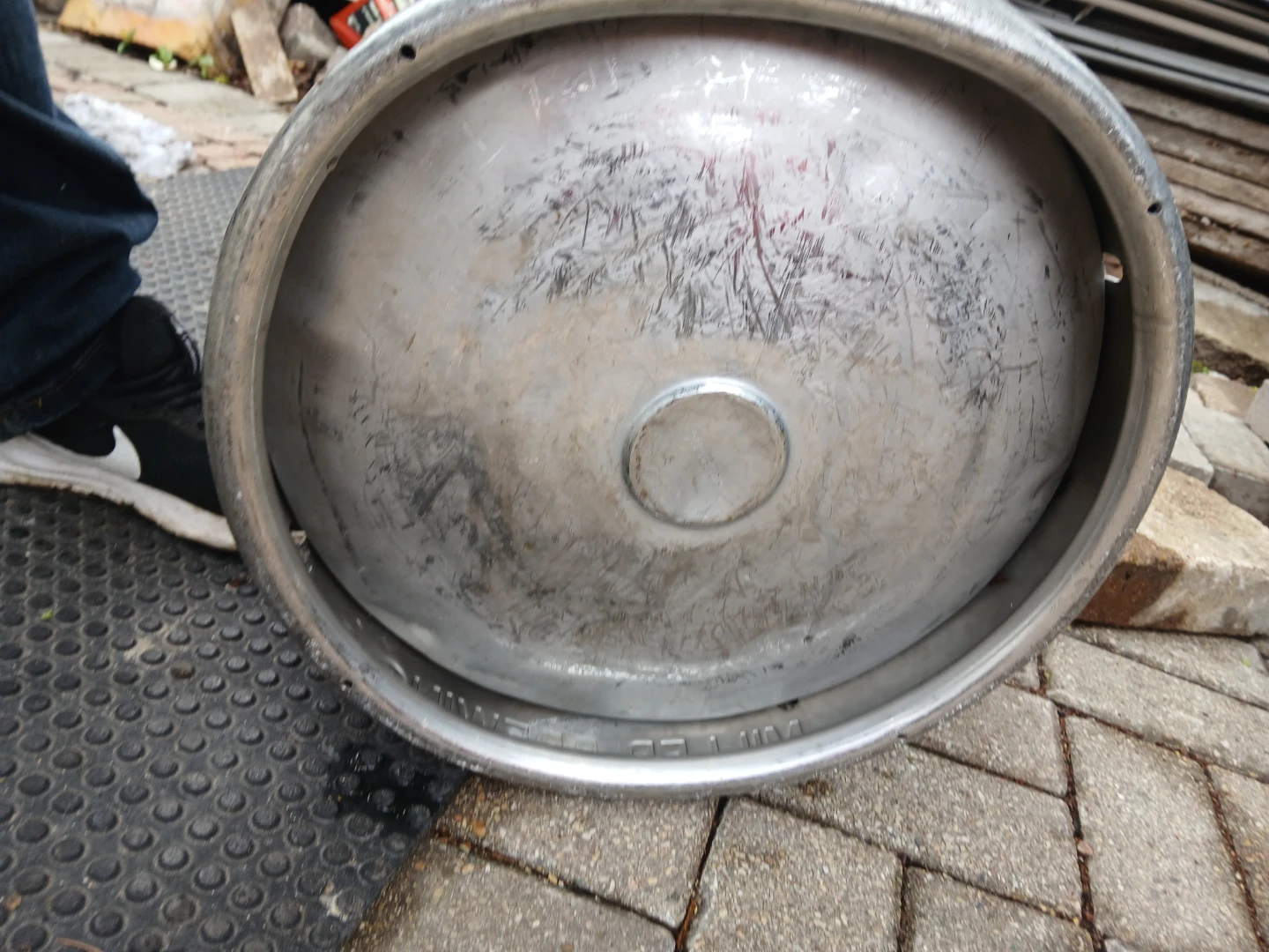 15.5 gal Beer Keg It's empty. - photo 5