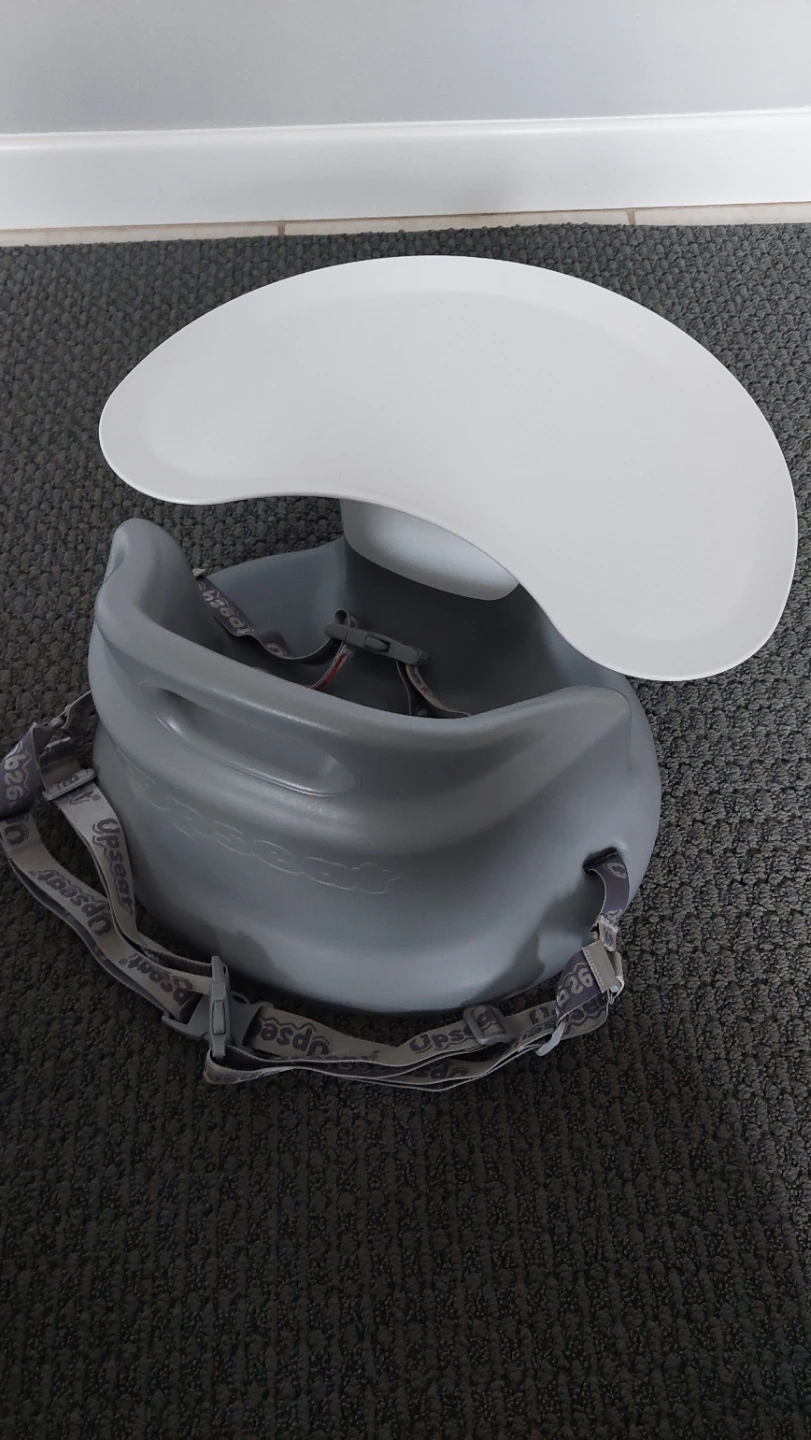 Infant Upseat Booster Seat with Tray - photo 3