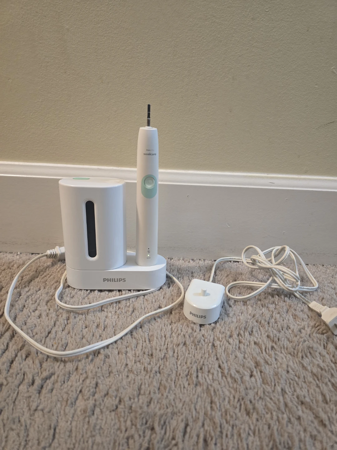 Philips UV Sanitizer for Brush Head/Sonic Electric Toothbrush