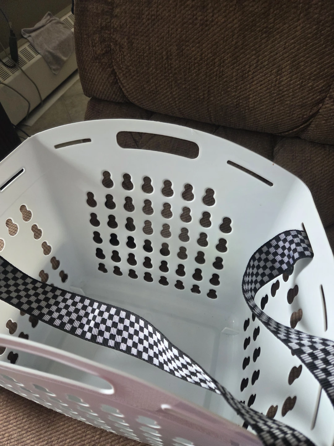 White Laundry Basket with Handles and Shoulder Strap - photo 2