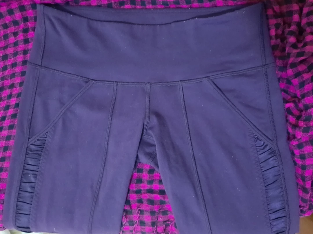 Lululemon Purple Leggings - photo 2