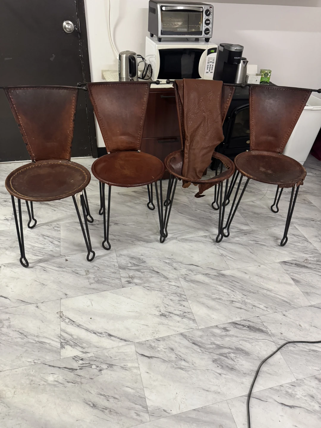 Set of 4 Brown Leather Butterfly Chairs - photo 2