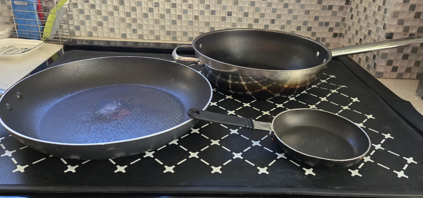 Assorted Cookware Set
