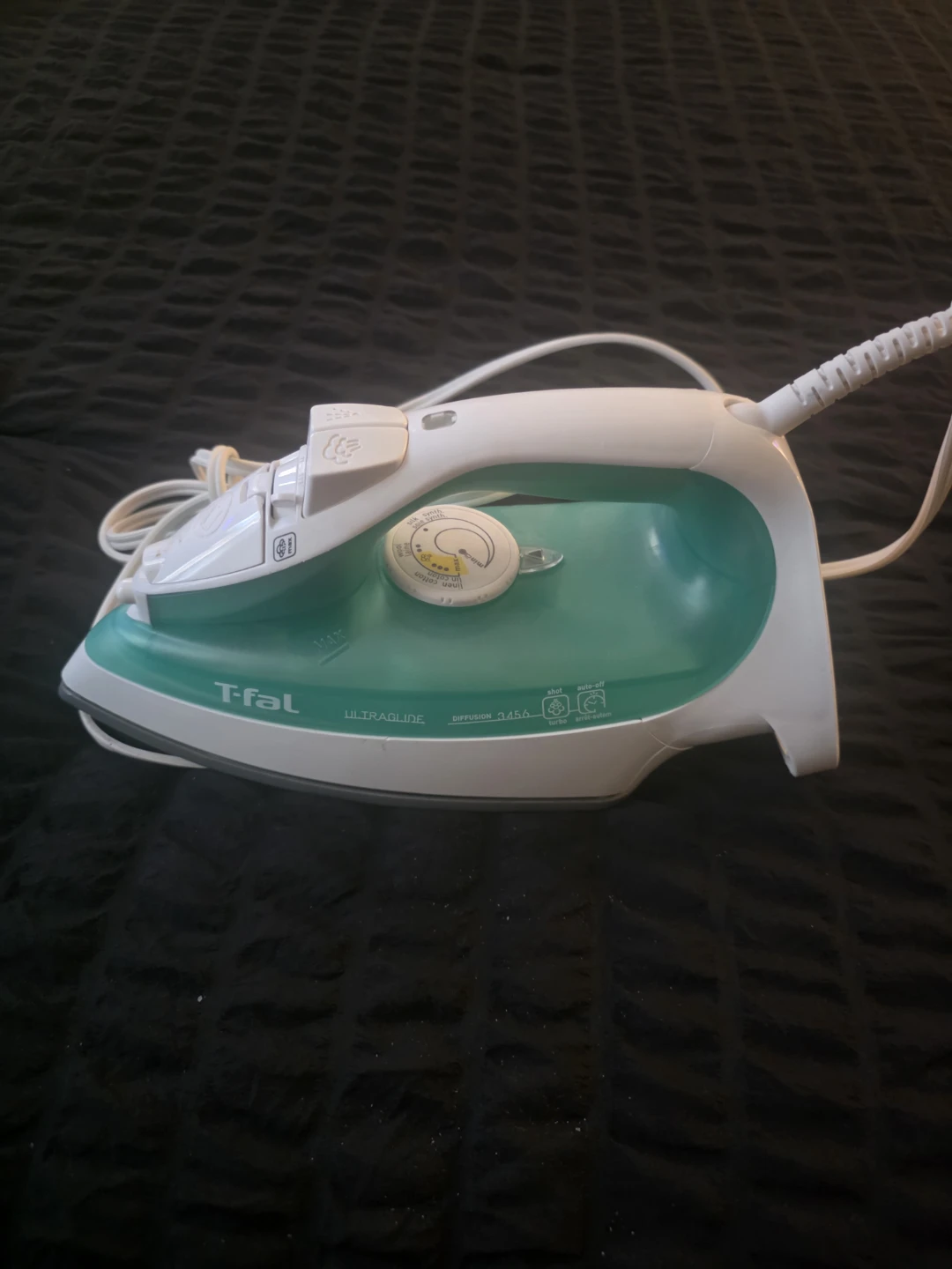 T-fal Ultraglide Steam Iron