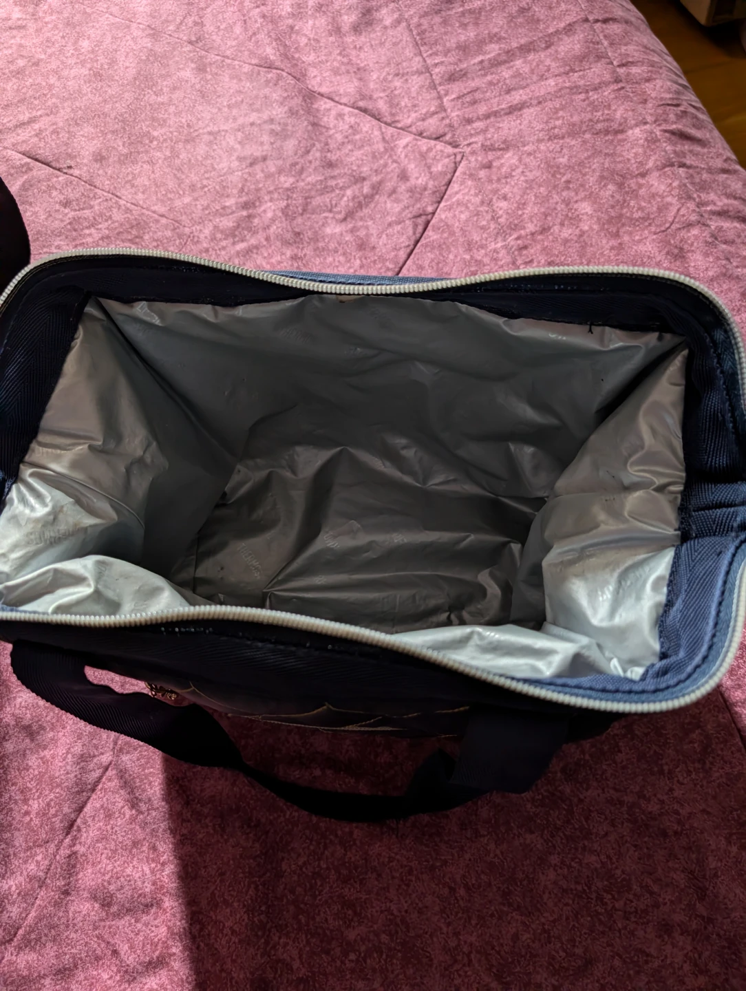Unifor Local 1285 Insulated Lunch Bag & Blue Tote Bag - photo 3
