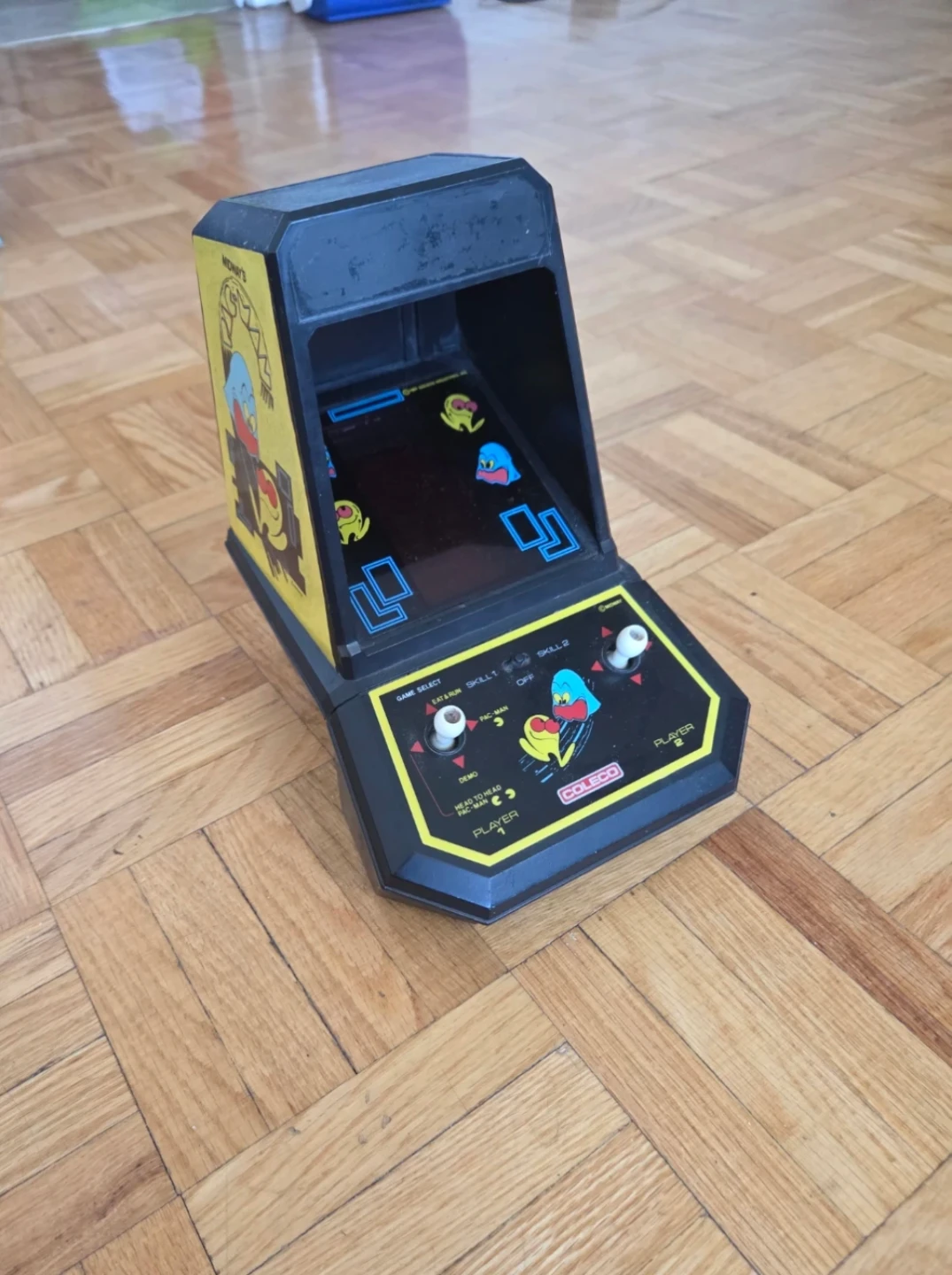 Vintage Pac-Man Handheld Game - photo 2