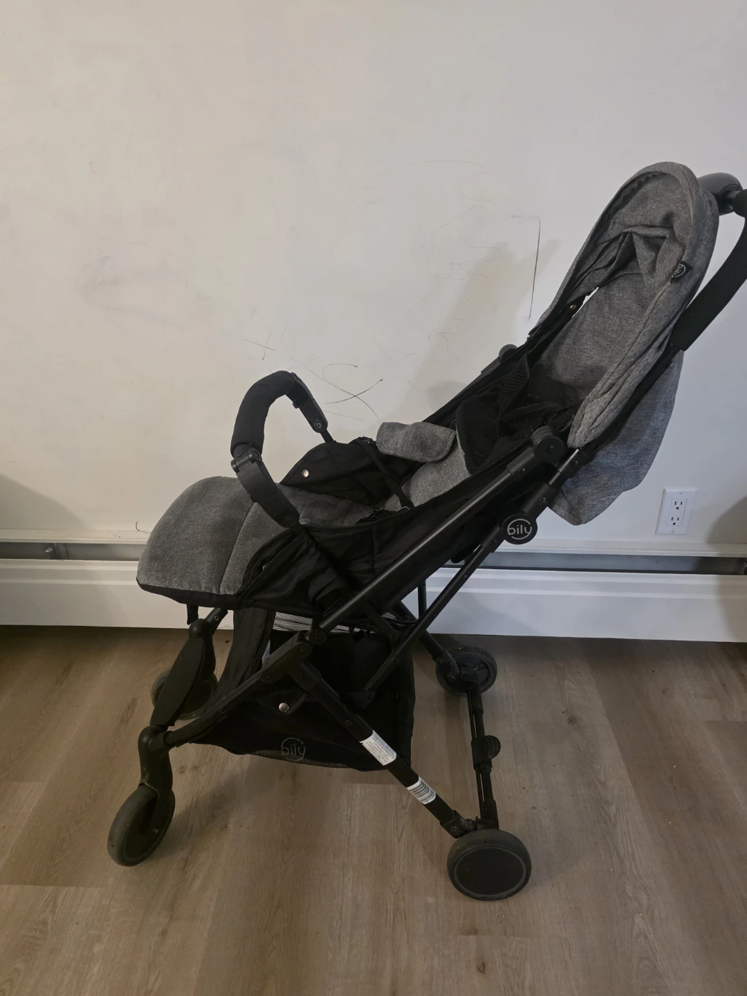 Bily Stroller Model BCS330HG