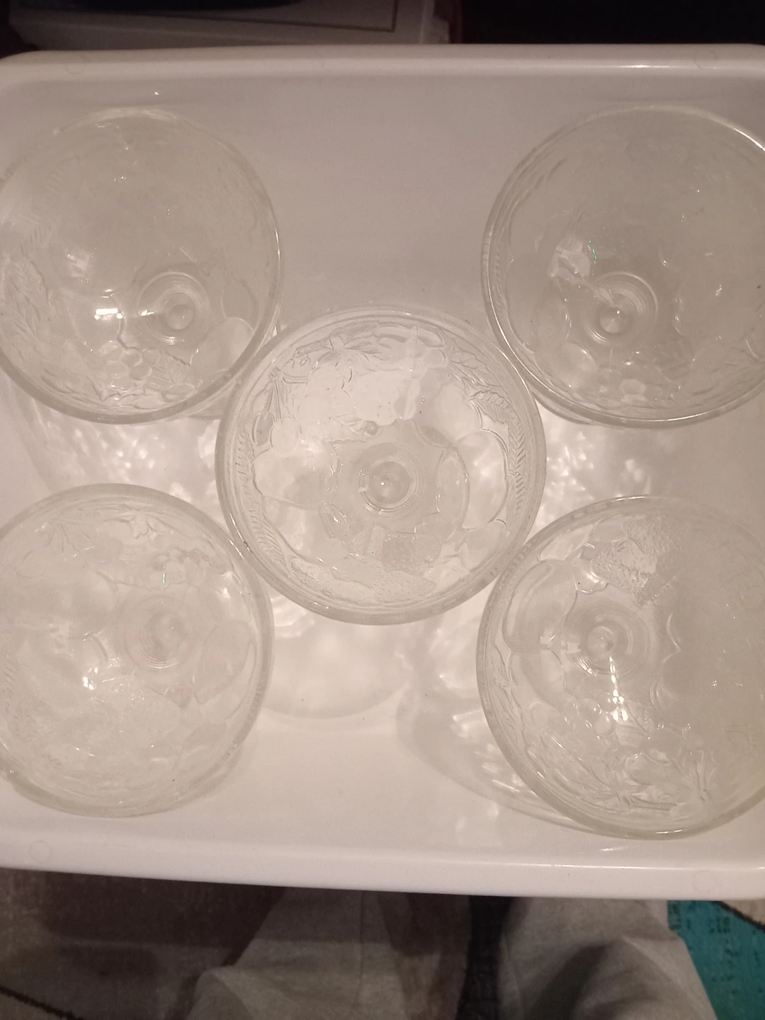 Set of 5 Clear Embossed French Glass Dessert Bowls - photo 3