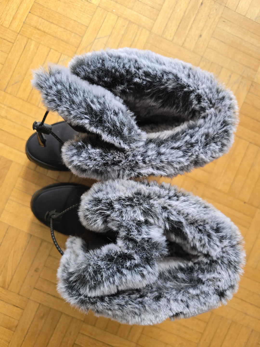 Black Faux Fur Lined Winter Boots - photo 2