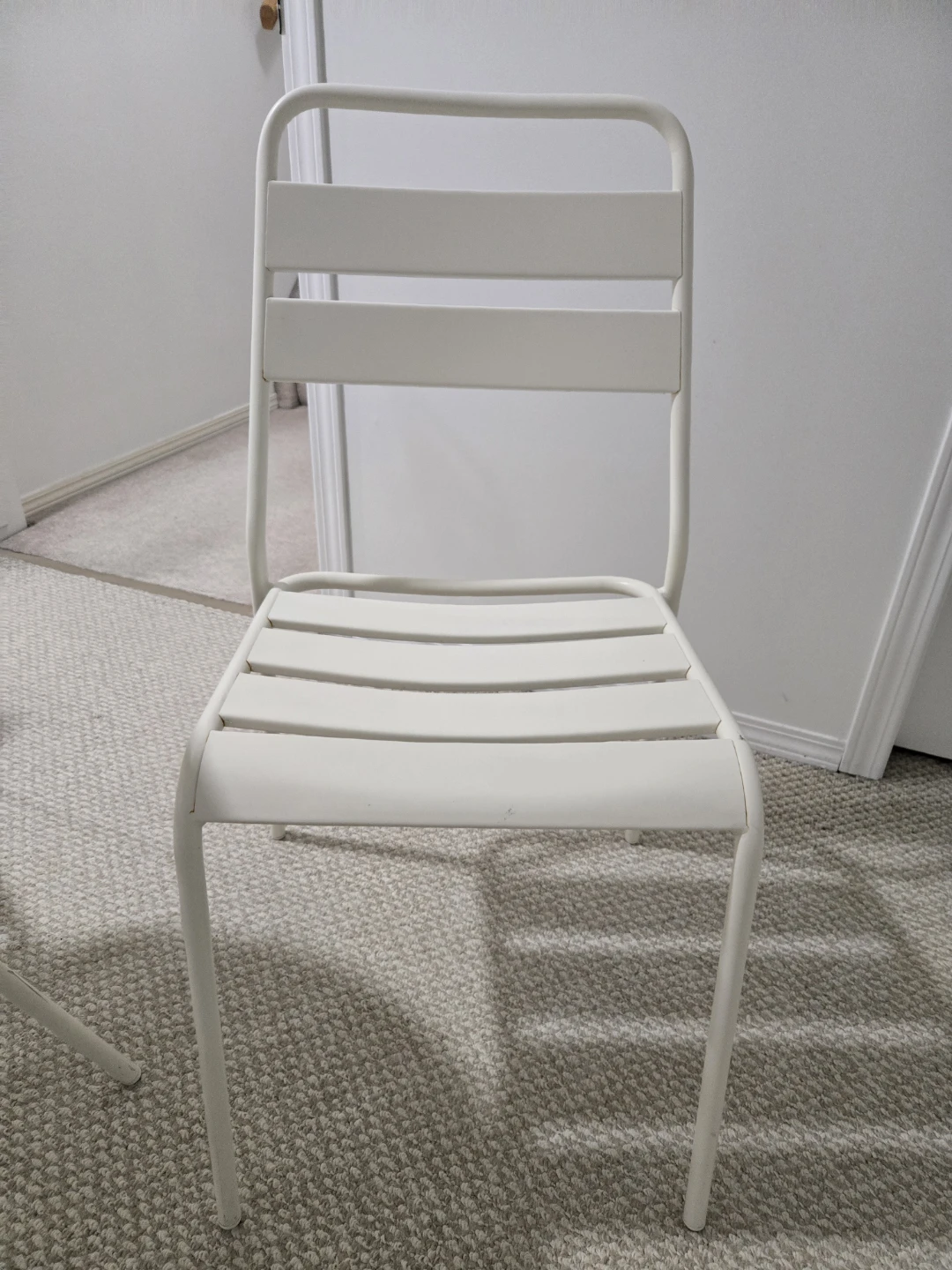 White Metal Patio Set - 1 Table, 2 Chairs - photo 2