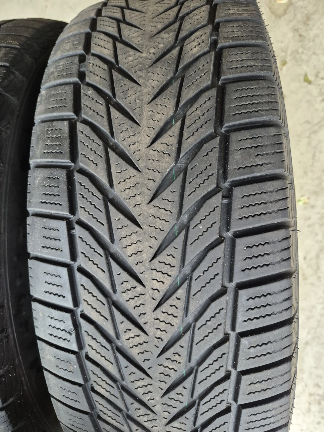 Set of 2 Winter Tires - 225/65R17 - photo 2
