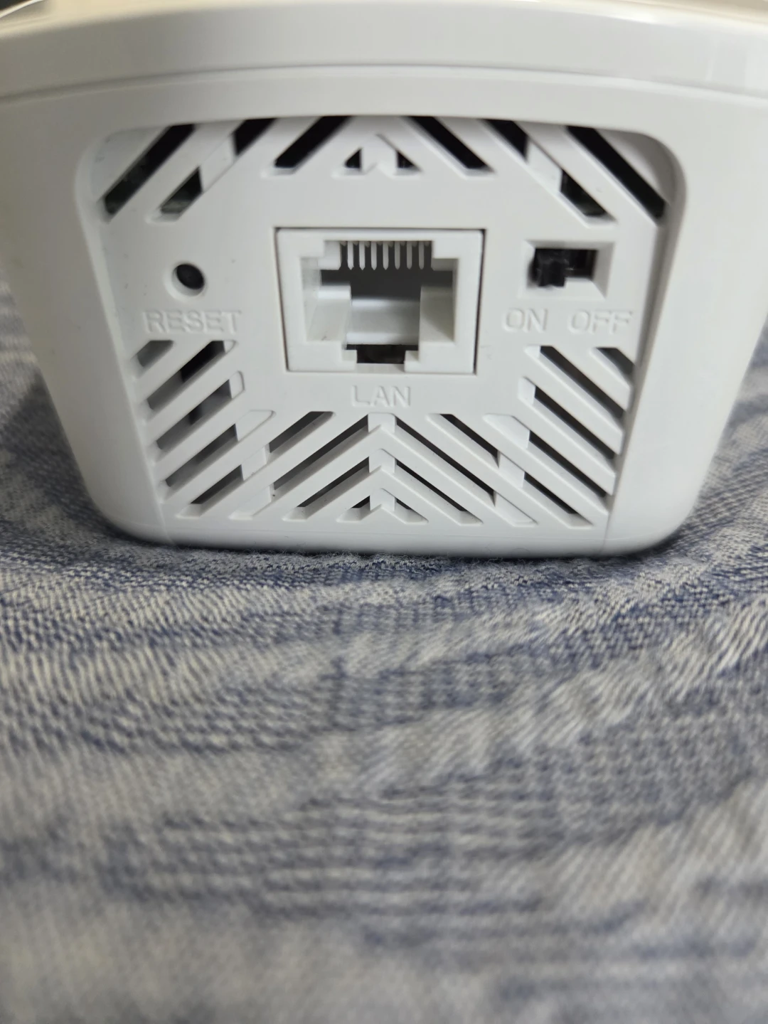 D-Link DAP-1950 Wireless Access Point - photo 2
