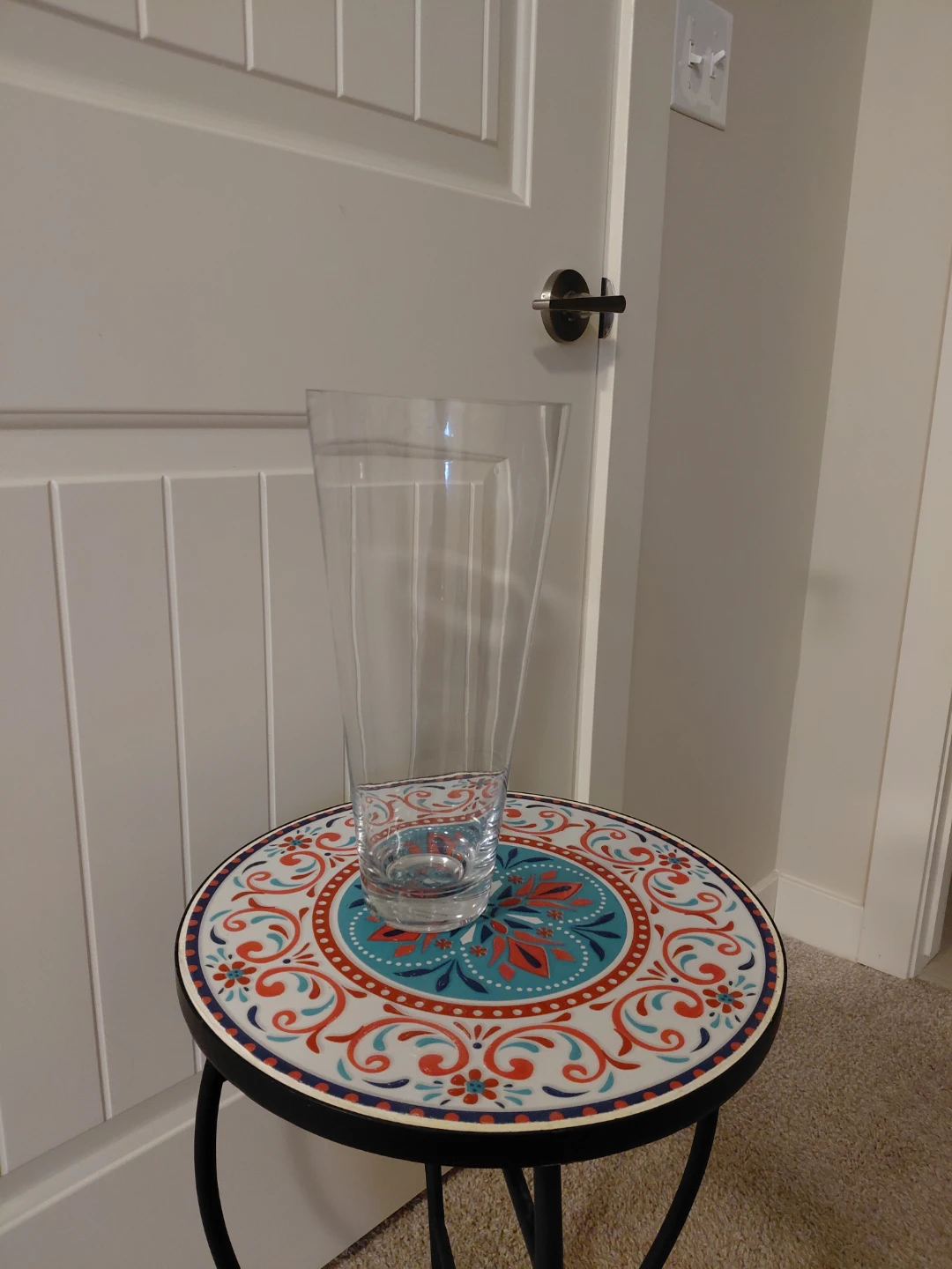 Clear Glass Vase - photo 3