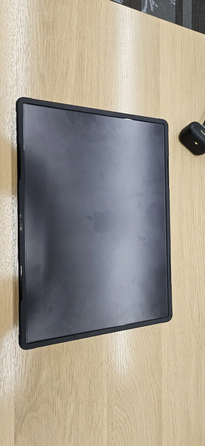 2023 Macbook M3 Pro 16 Inch - photo 2