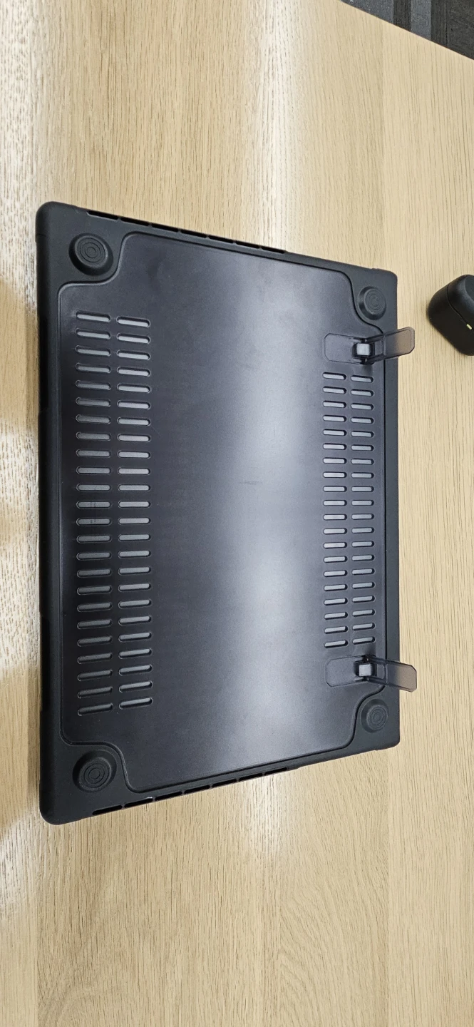 2023 Macbook M3 Pro 16 Inch - photo 3