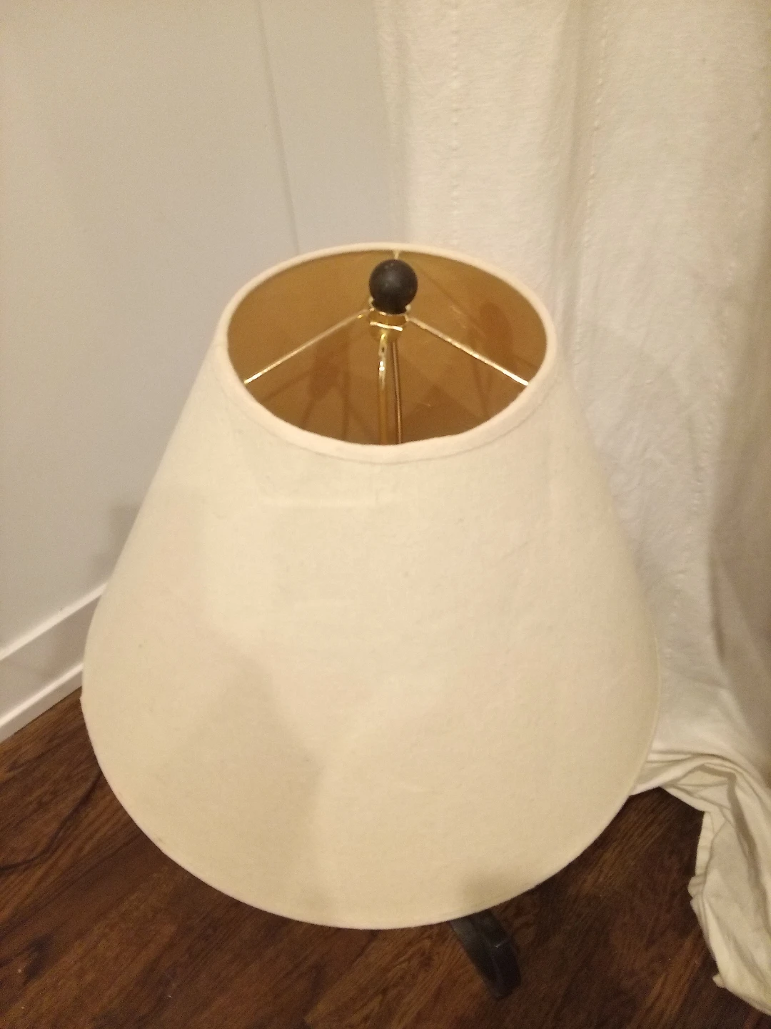 Wrought Iron Table Lamp with Shade - photo 4