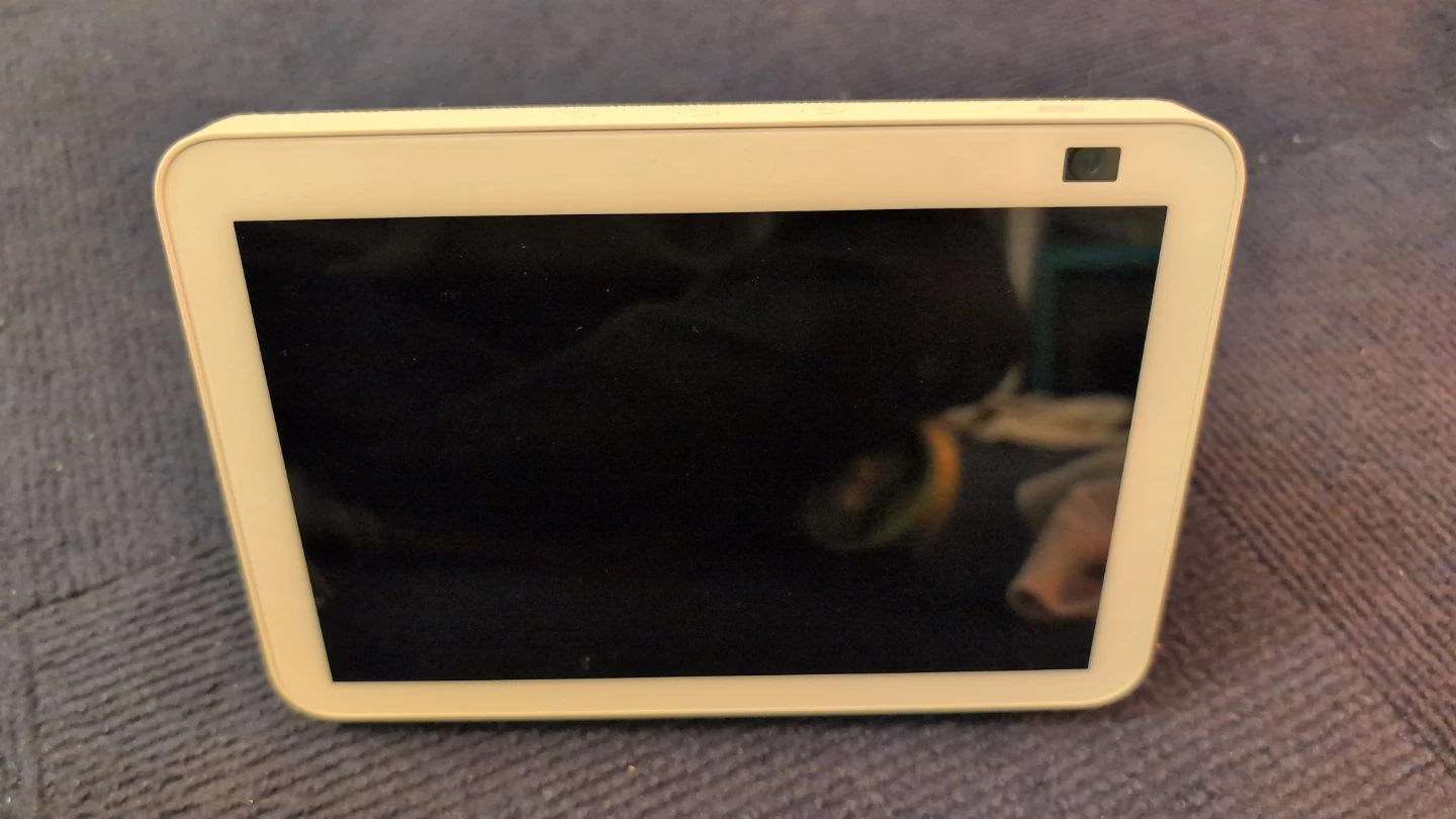 Amazon Echo Show 8 - photo 2
