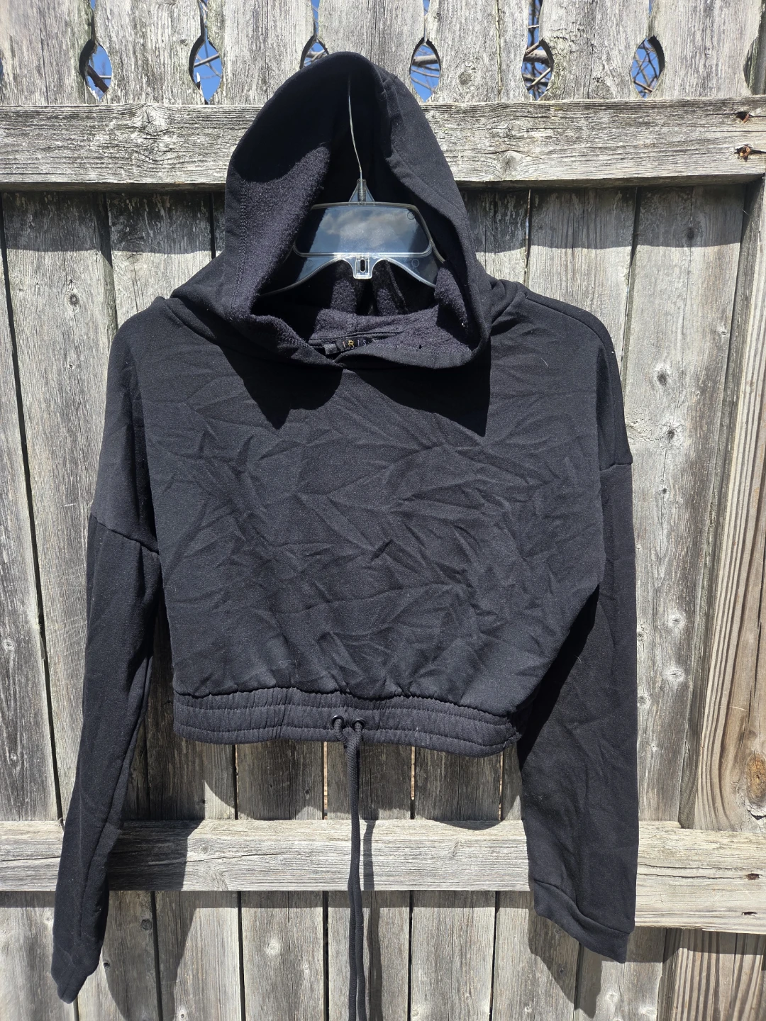 IRIS Black Cropped Hoodie Size L