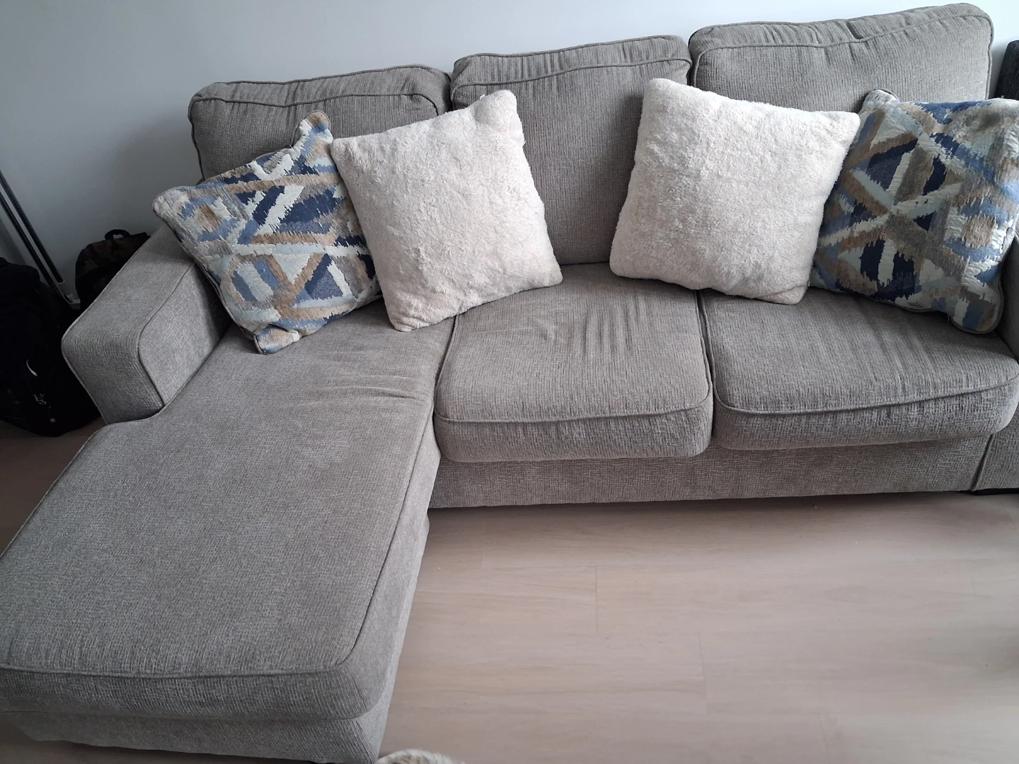 COMFY Sectional Sofa with Chaise and - photo 4