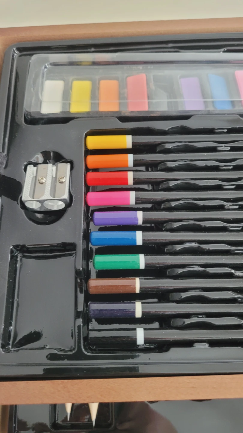 Artist's Drawing and Painting Set - photo 3