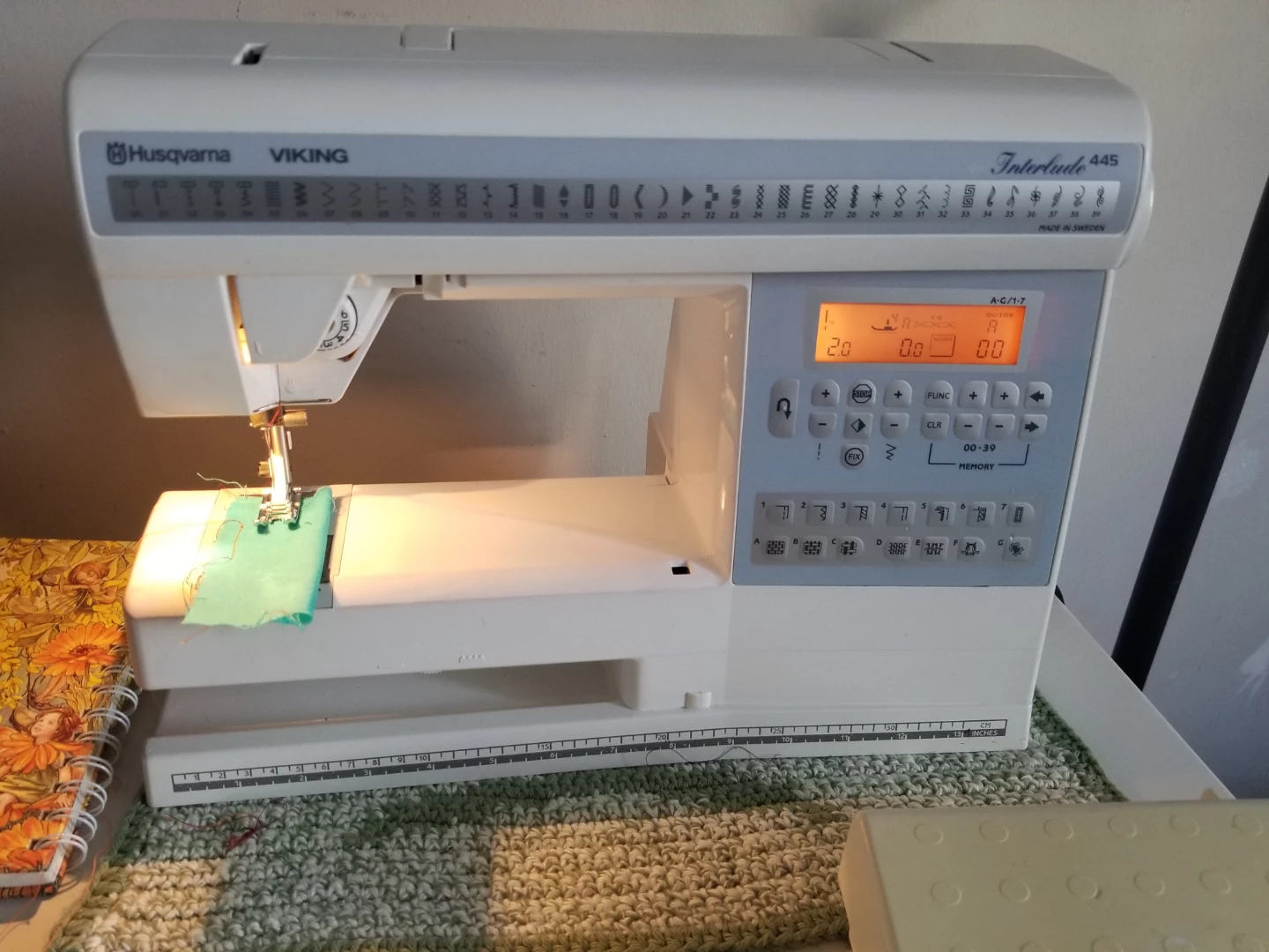 Husqvarna Viking Interlude 445 Sewing Machine - photo 2
