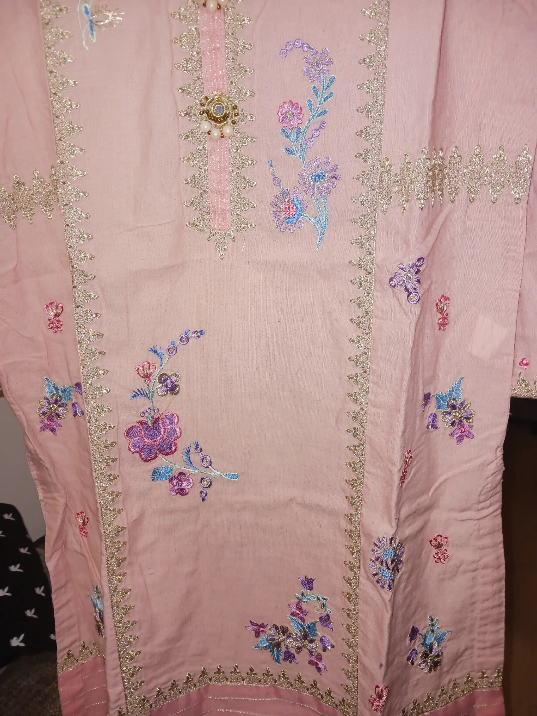 Ethnic Pink Embroidered Kurti - photo 4