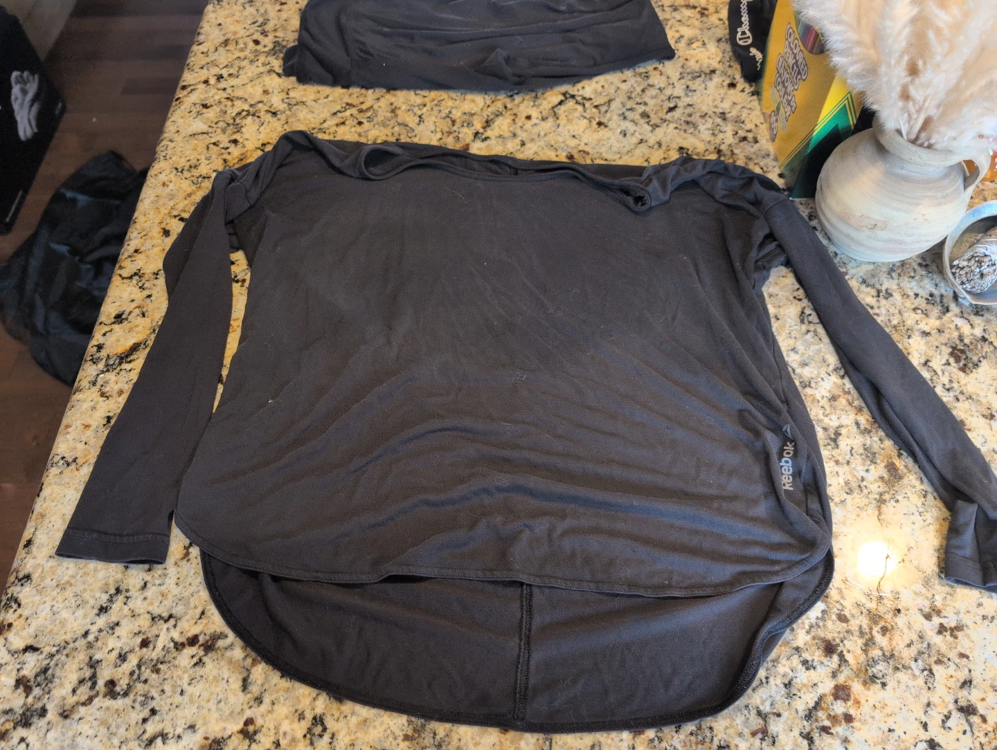 Reebok Black Athletic Pants and Long Sleeve Top Set - photo 4
