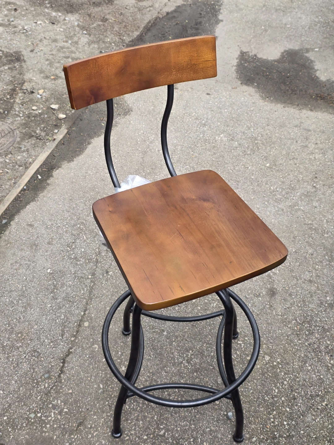 Adjustable Swivel Bar Stool with Wood Seat