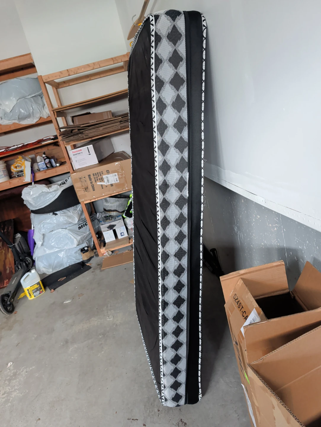 Twin Mattress - Bamboo Fabric Cover garage sale - photo 2