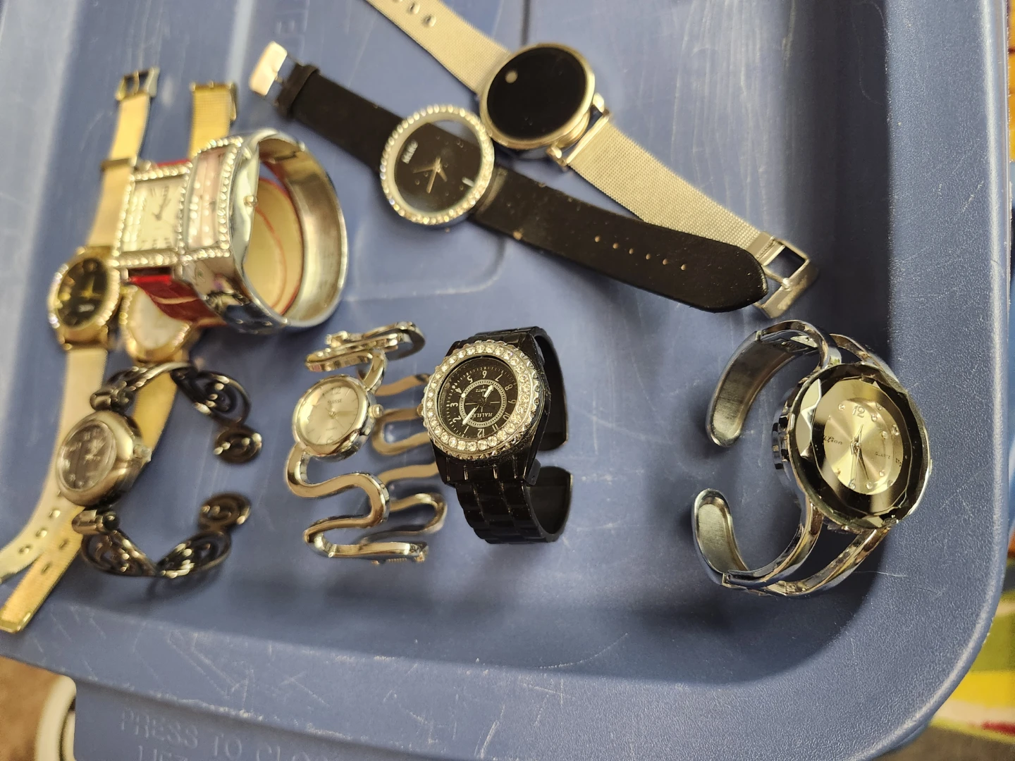 11 pcs Assorted Women's Fashion Watches(price for lot) - photo 4
