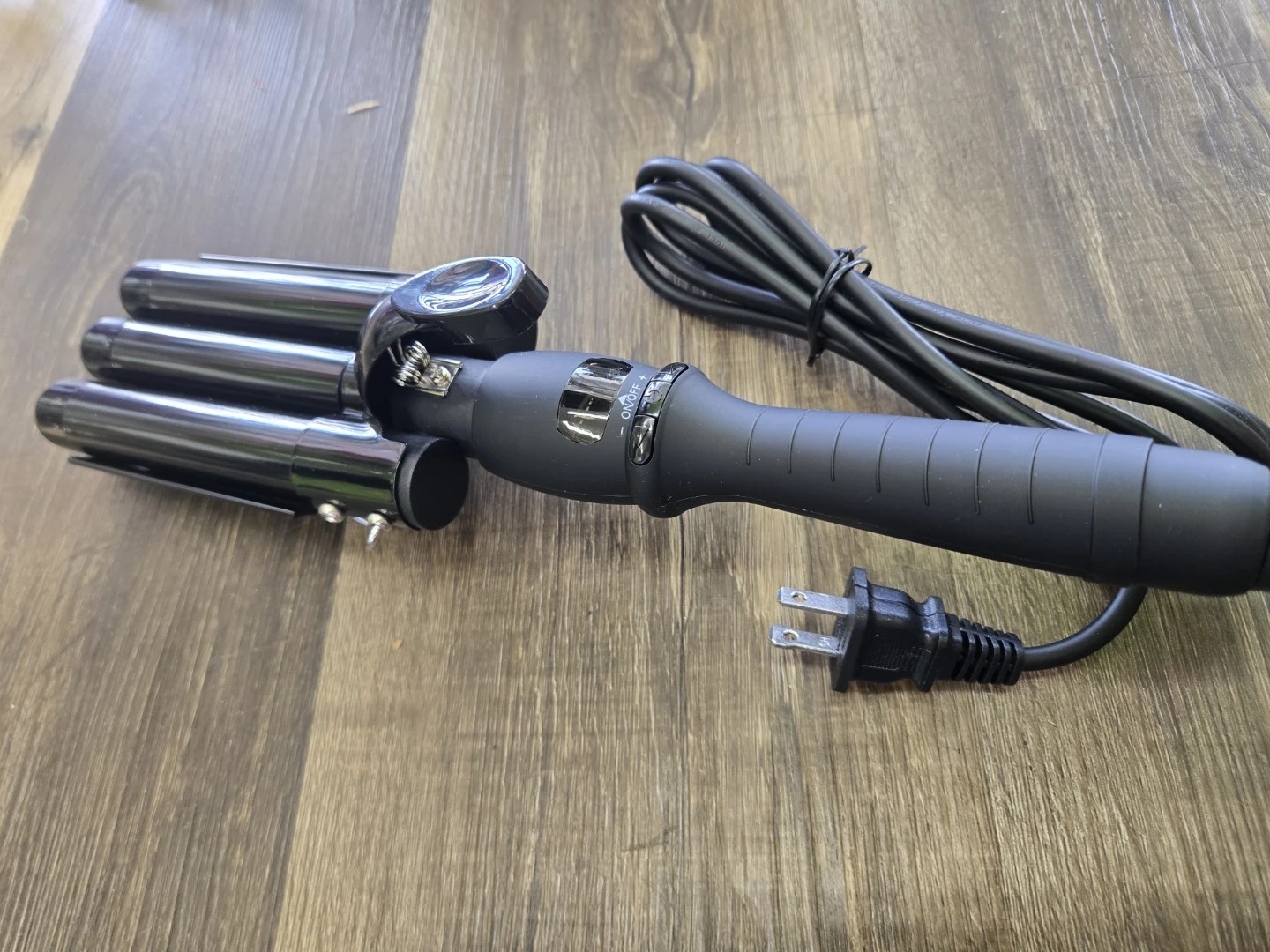 Bluetop 3 Barrel Curling Iron Set 💇‍♀️✨ - photo 3