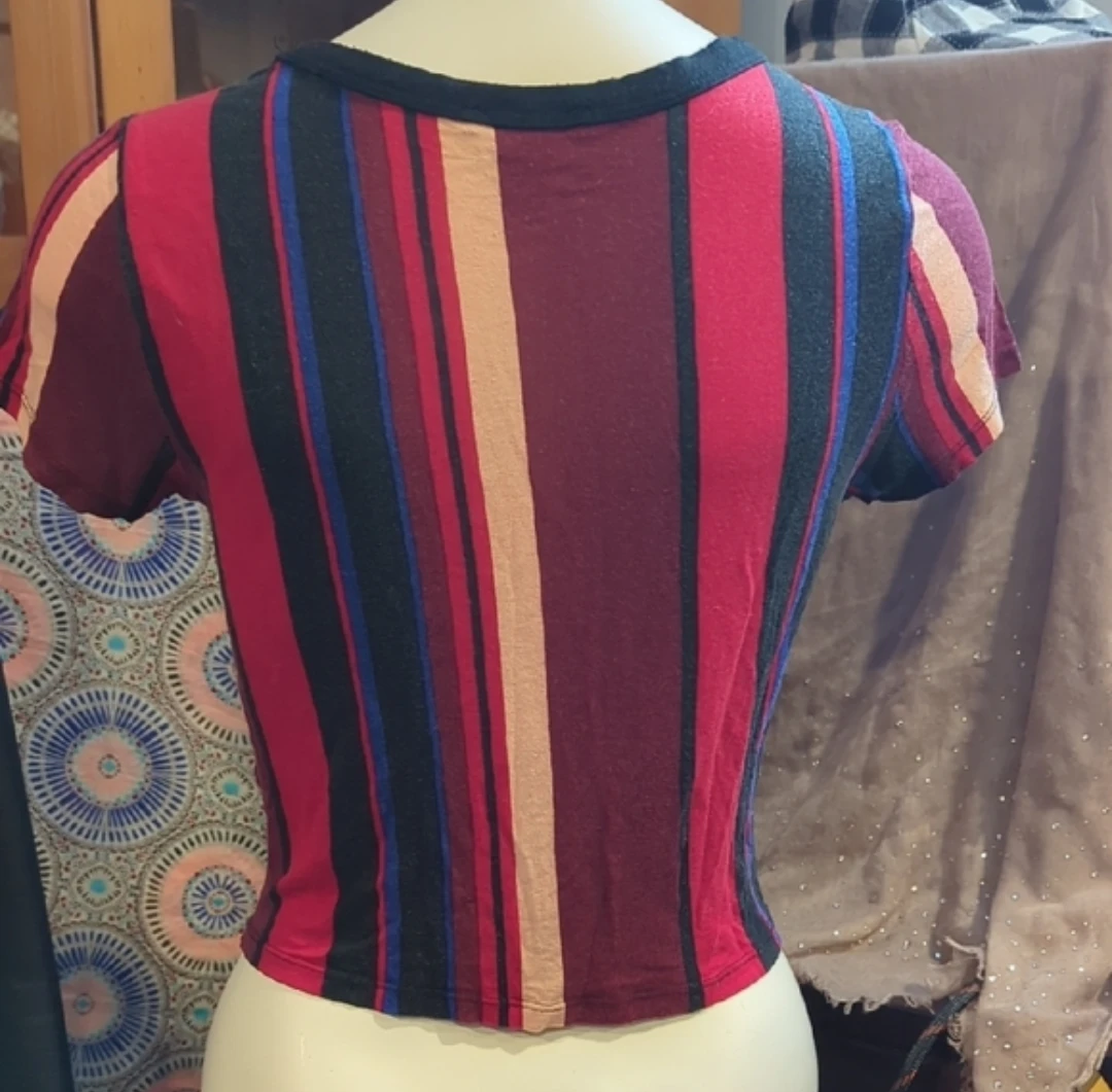 Forever 21 Striped Twist Front Cropped Top - photo 4