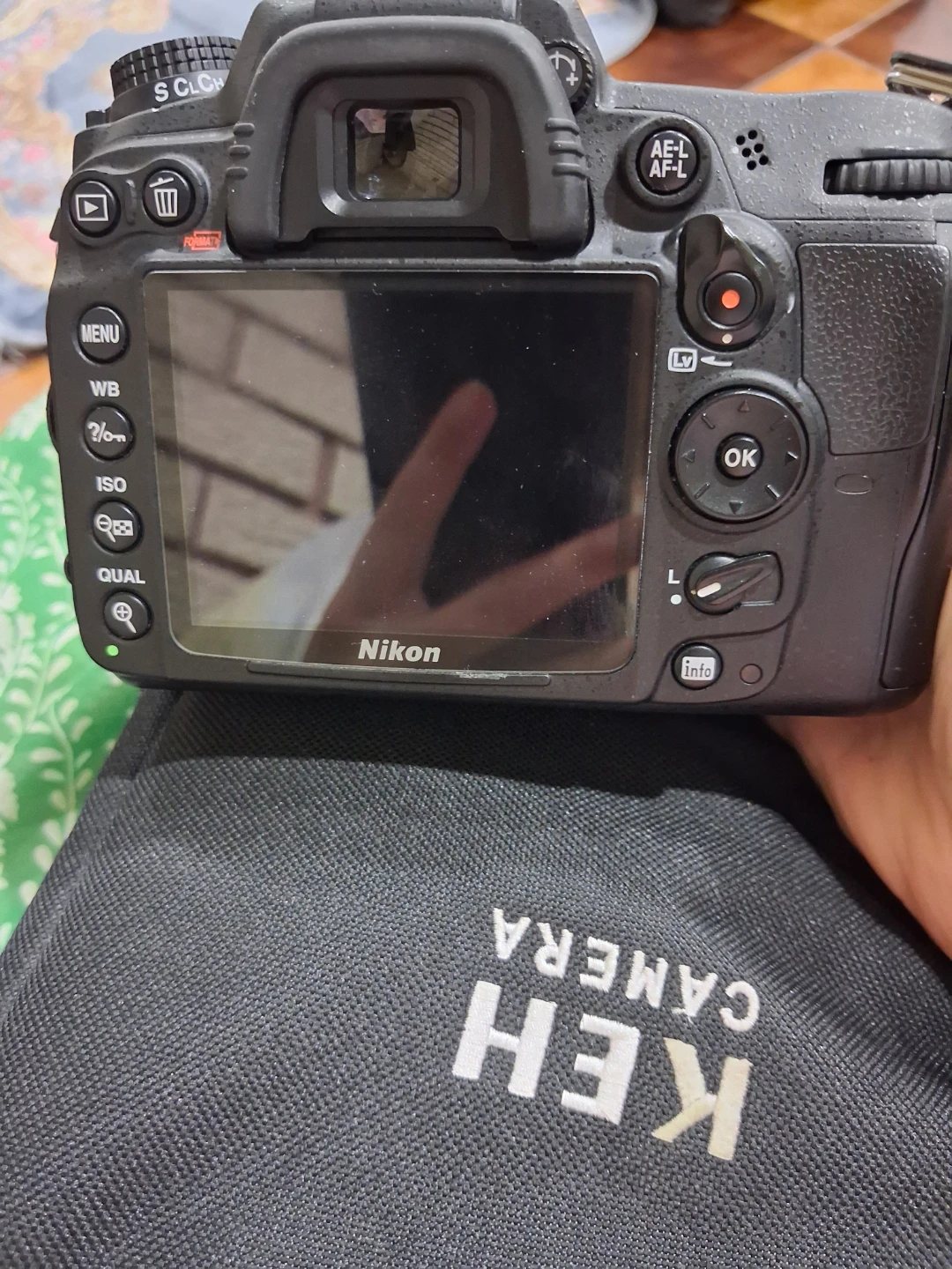 Nikon DX AF-S NIKKOR 35mm 1:1.8G Lens - photo 2