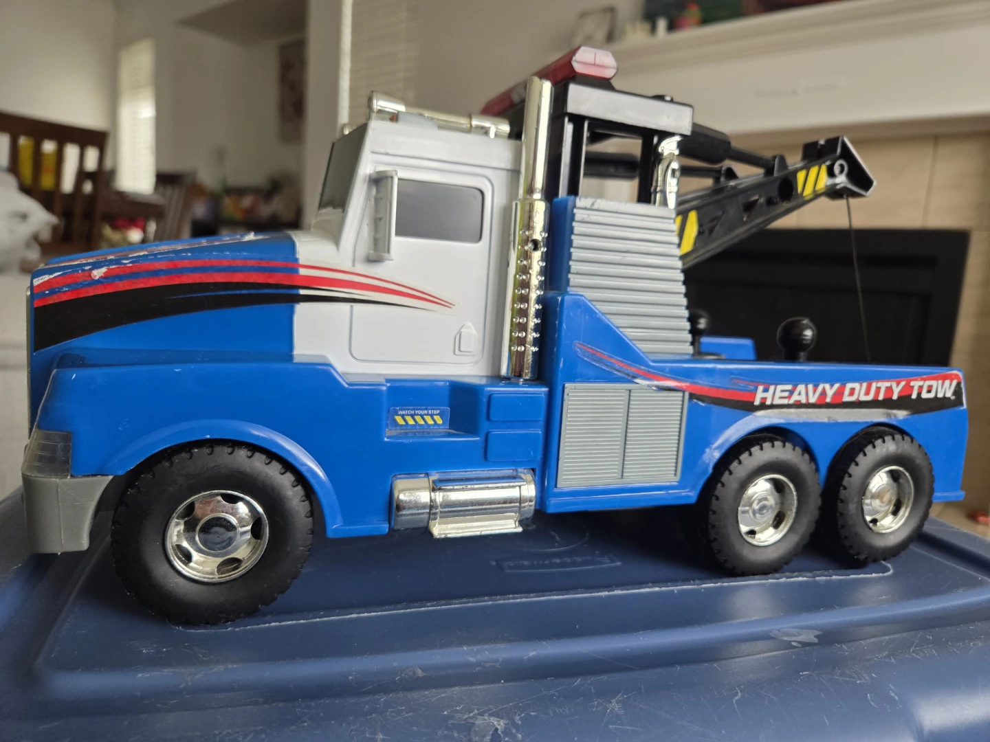 Heavy Duty Tow Truck Toy