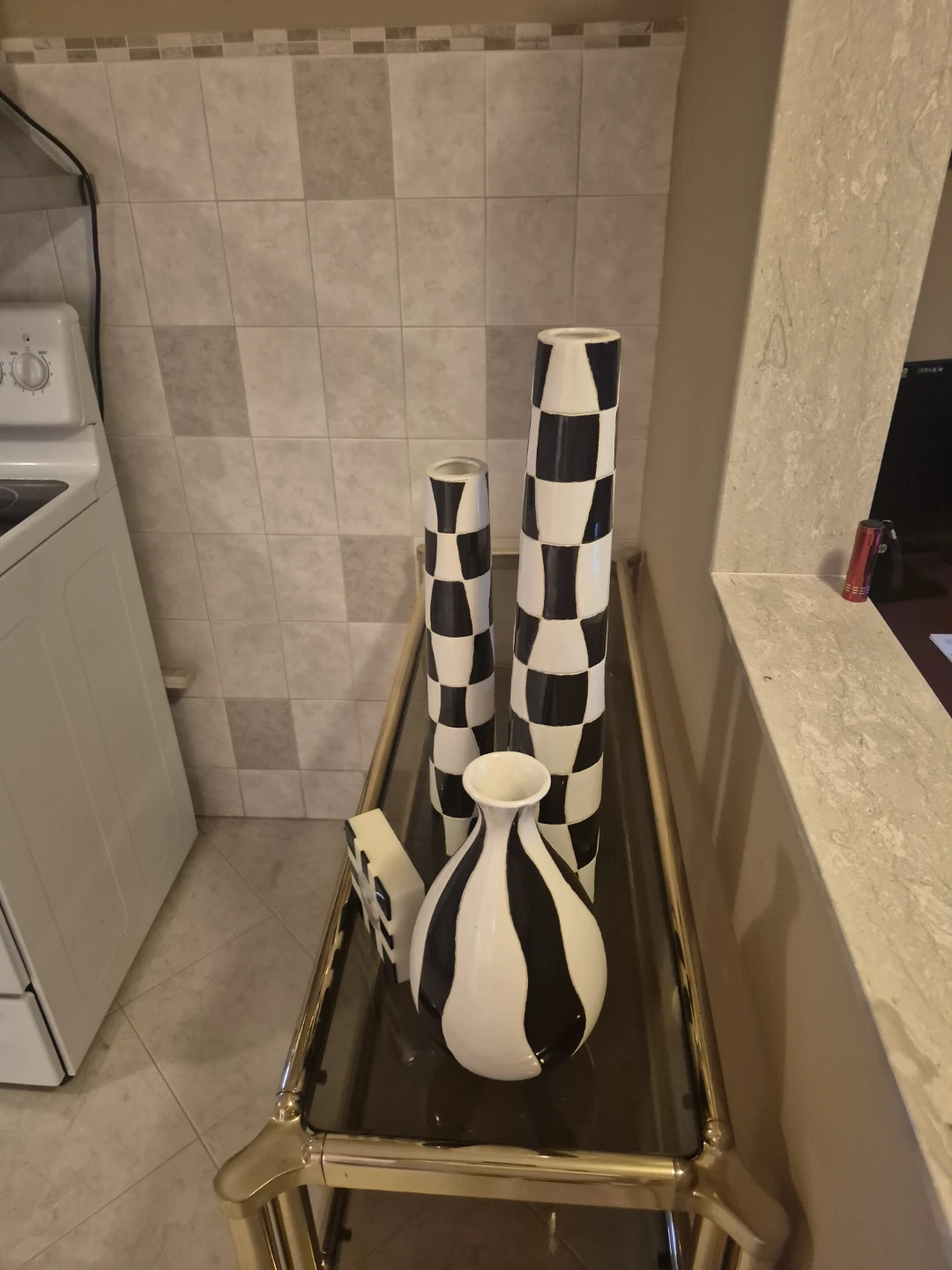 Set of 3 Black and White Decorative Vases and Clock - photo 3