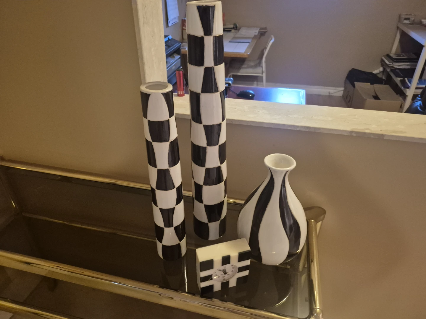 Set of 3 Black and White Decorative Vases and Clock - photo 4