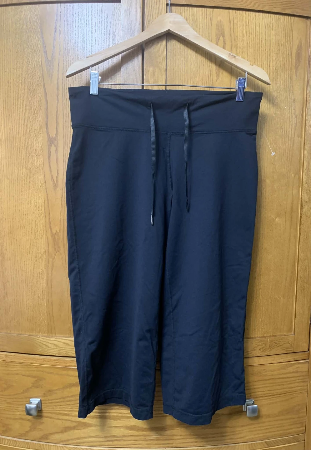 Activewear  Black Capris