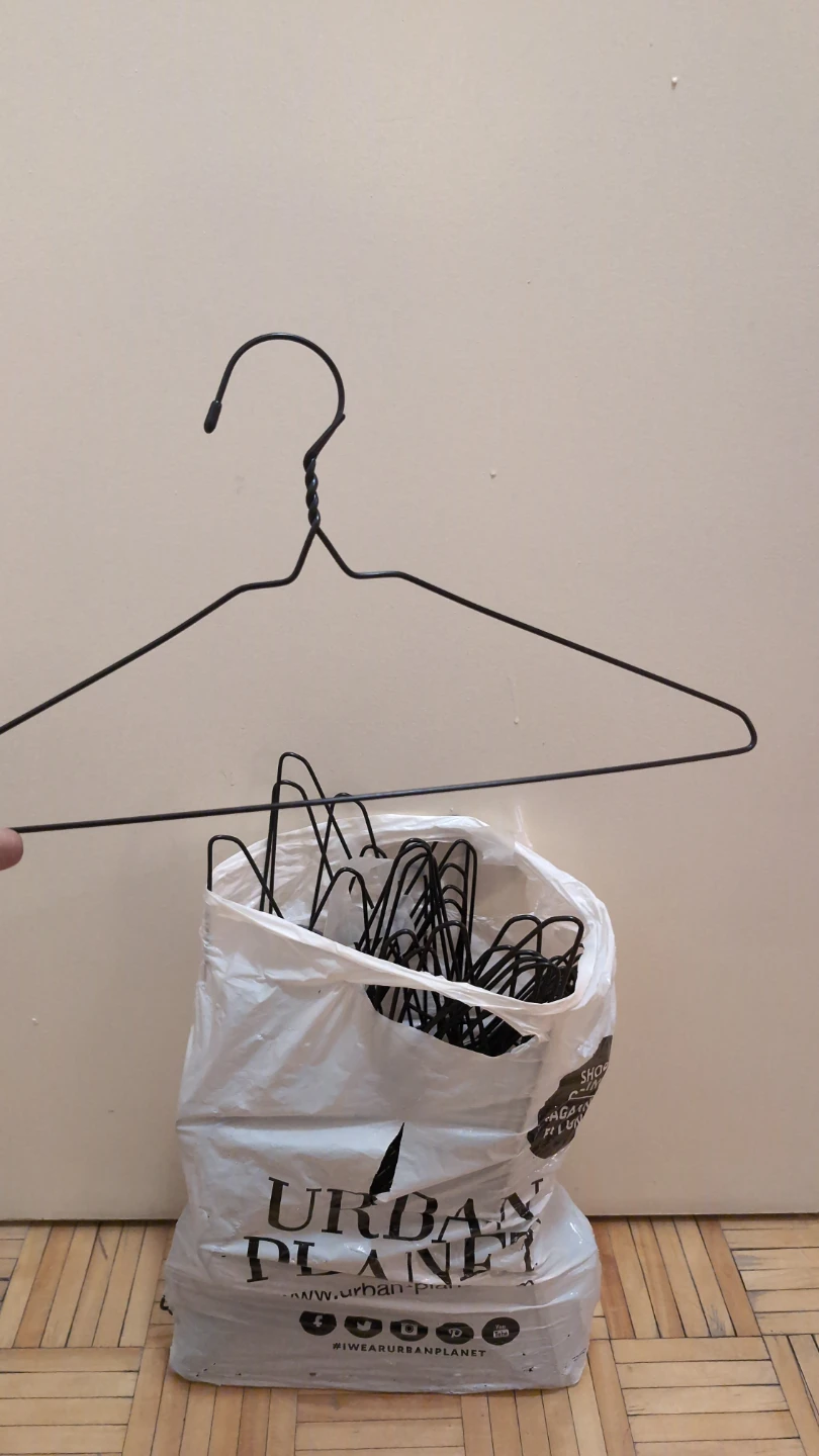 Black Wire Hangers (Bundle of 40)