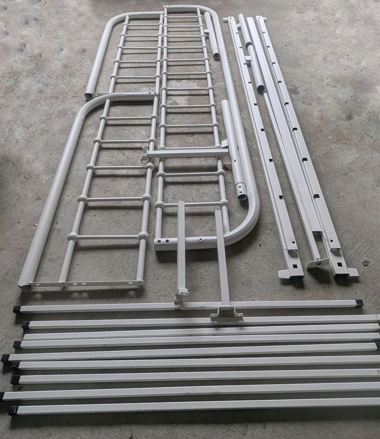 Single bed frame - 6ft White Metal Bed Frame Assembly & Parts - photo 2