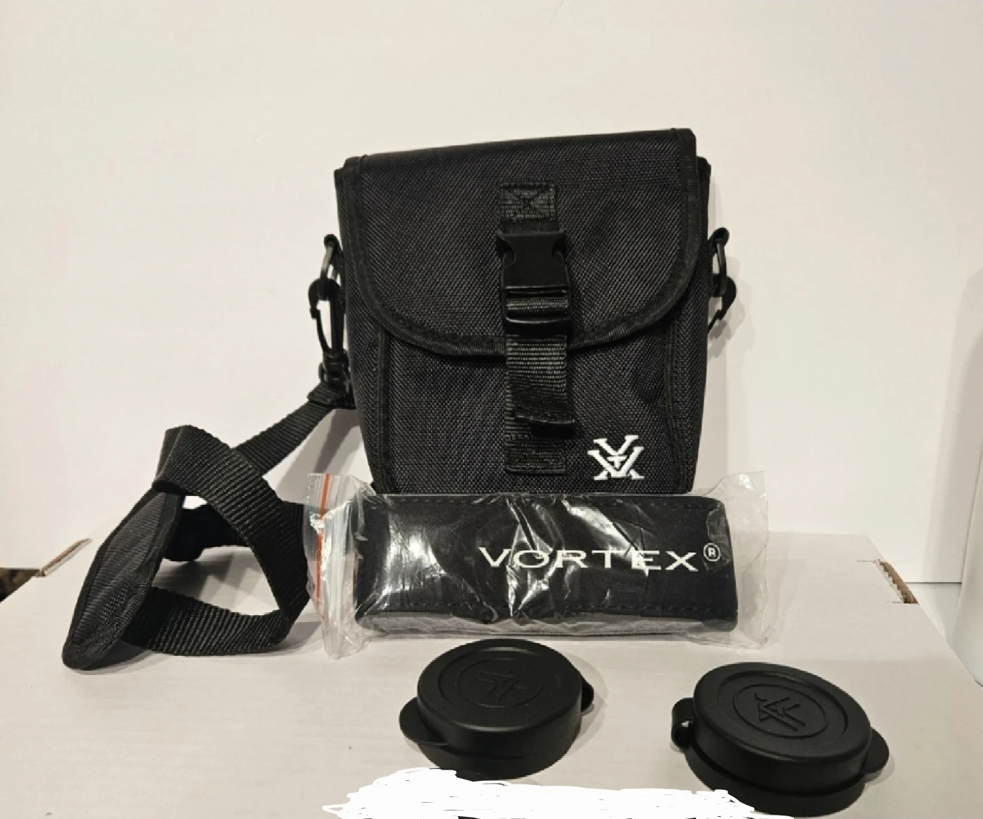 Vortex Optics Binocular Case Neck Strap  Black. - photo 2