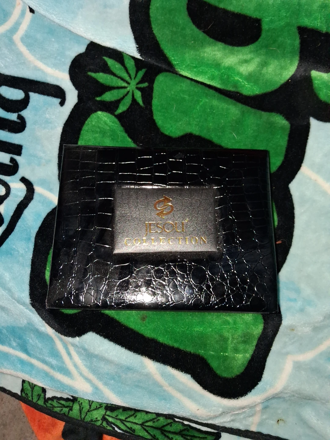 Jesou Collection Watch and Wallet Set