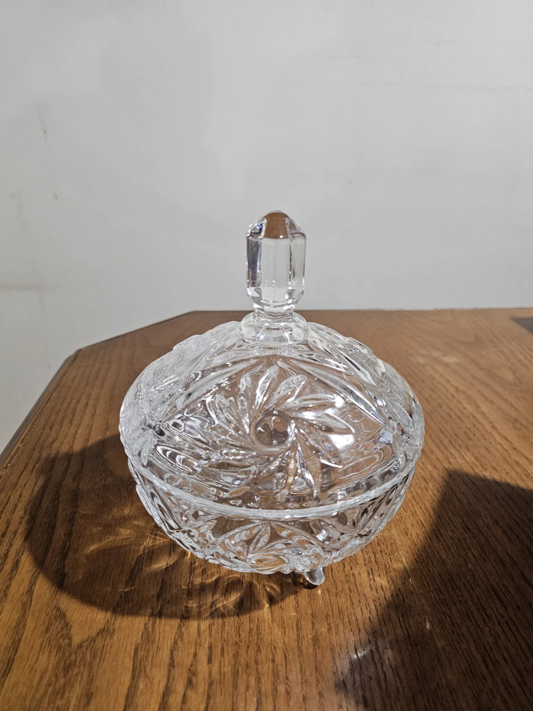 Glass candy jar with lid - photo 2