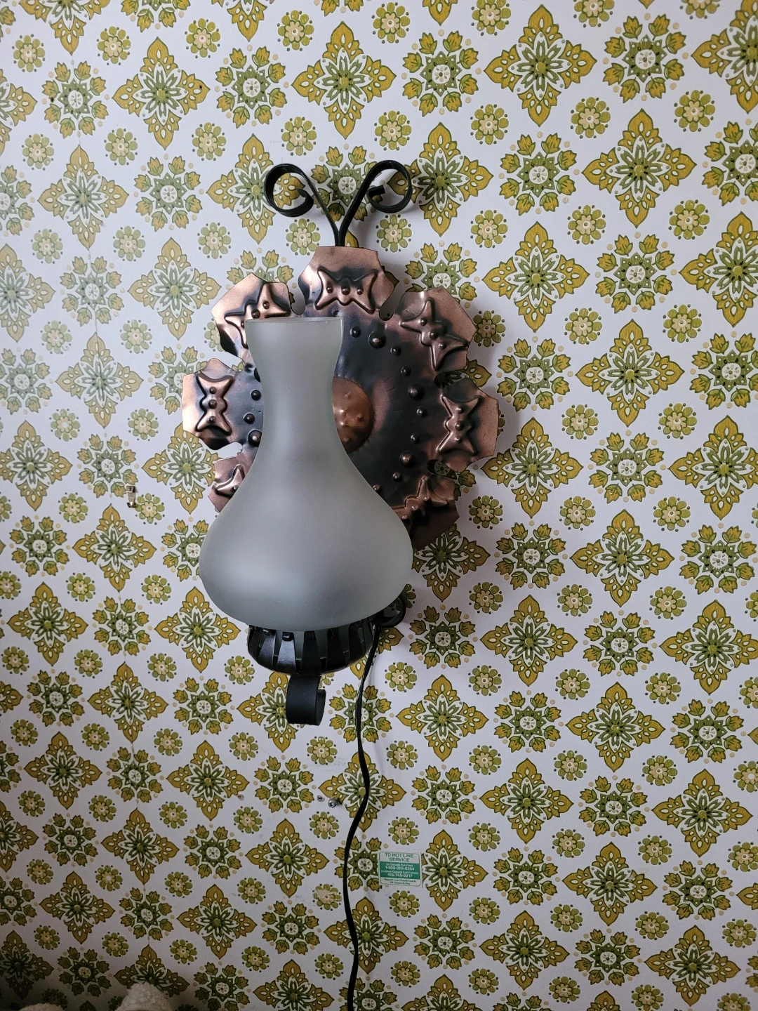 Vintage Copper Floral Wall Sconce Lamp with Frosted Glass Shade