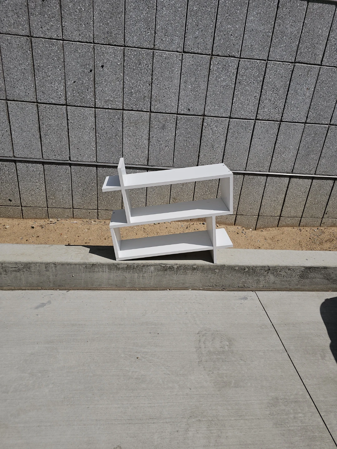 Modern White 3-Tier Wall Shelf - photo 3
