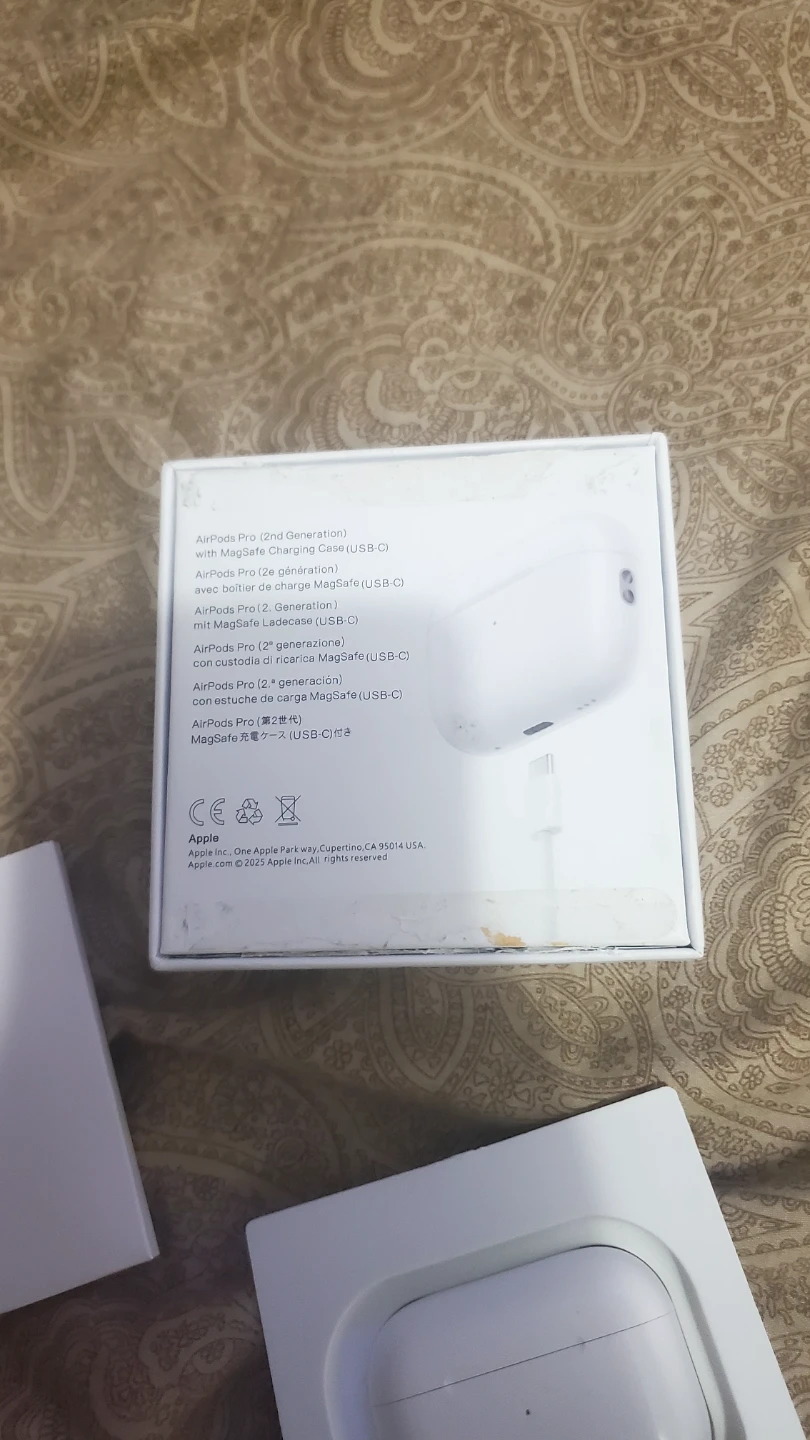 AirPods 2nd Gen - photo 3