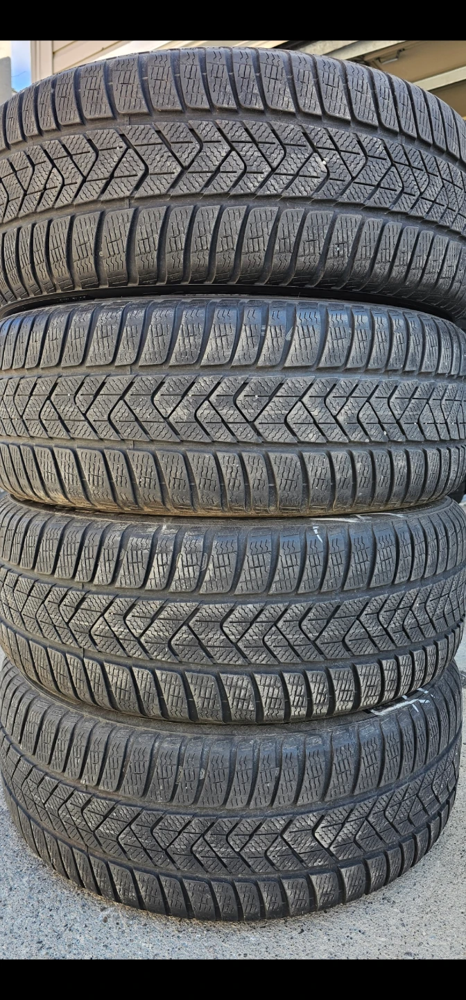 245/45 R20 PIRELLI (RUN FLAT) WINTER TIRES