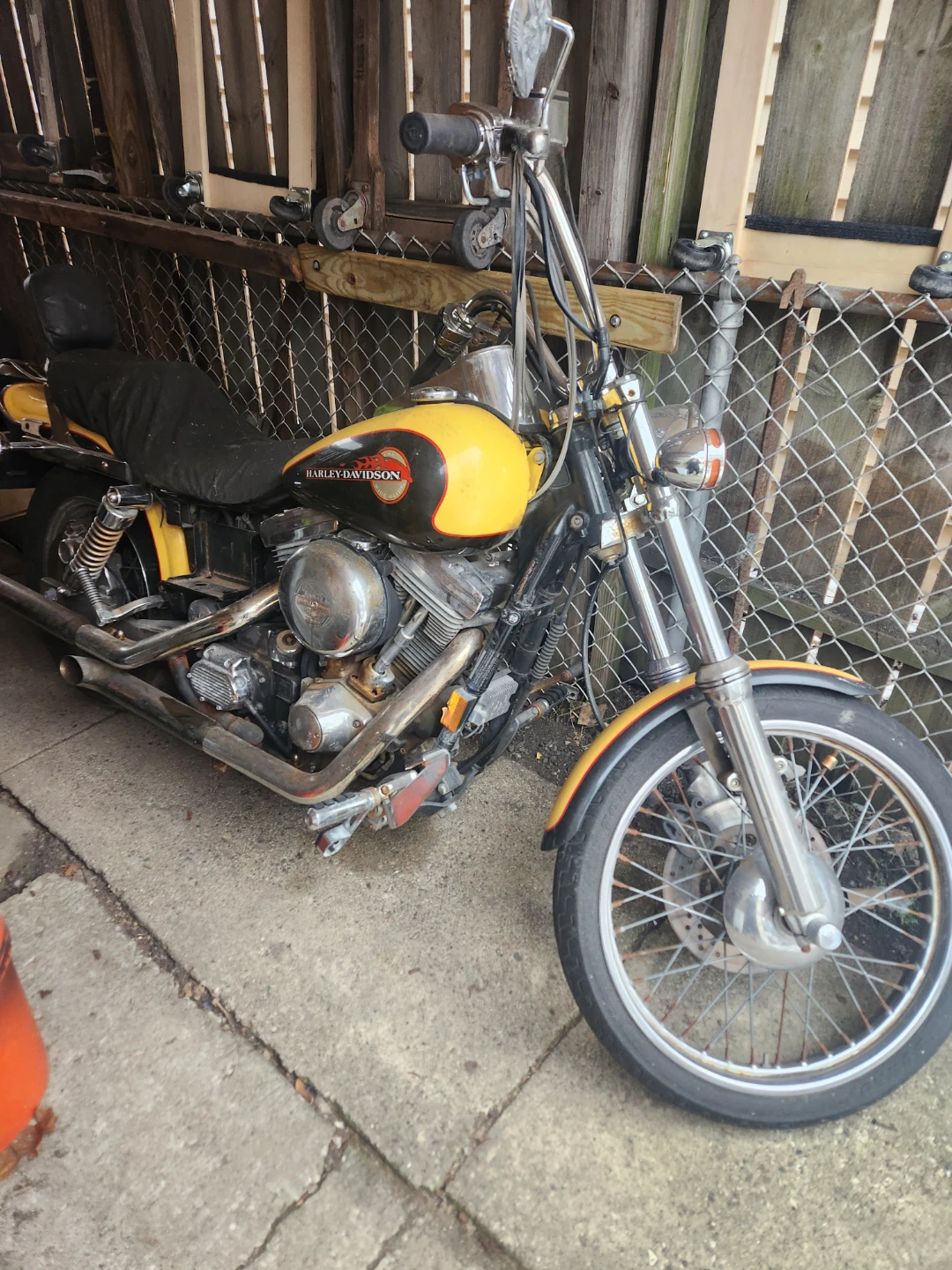 Harley-Davidson Motorcycle - photo 2