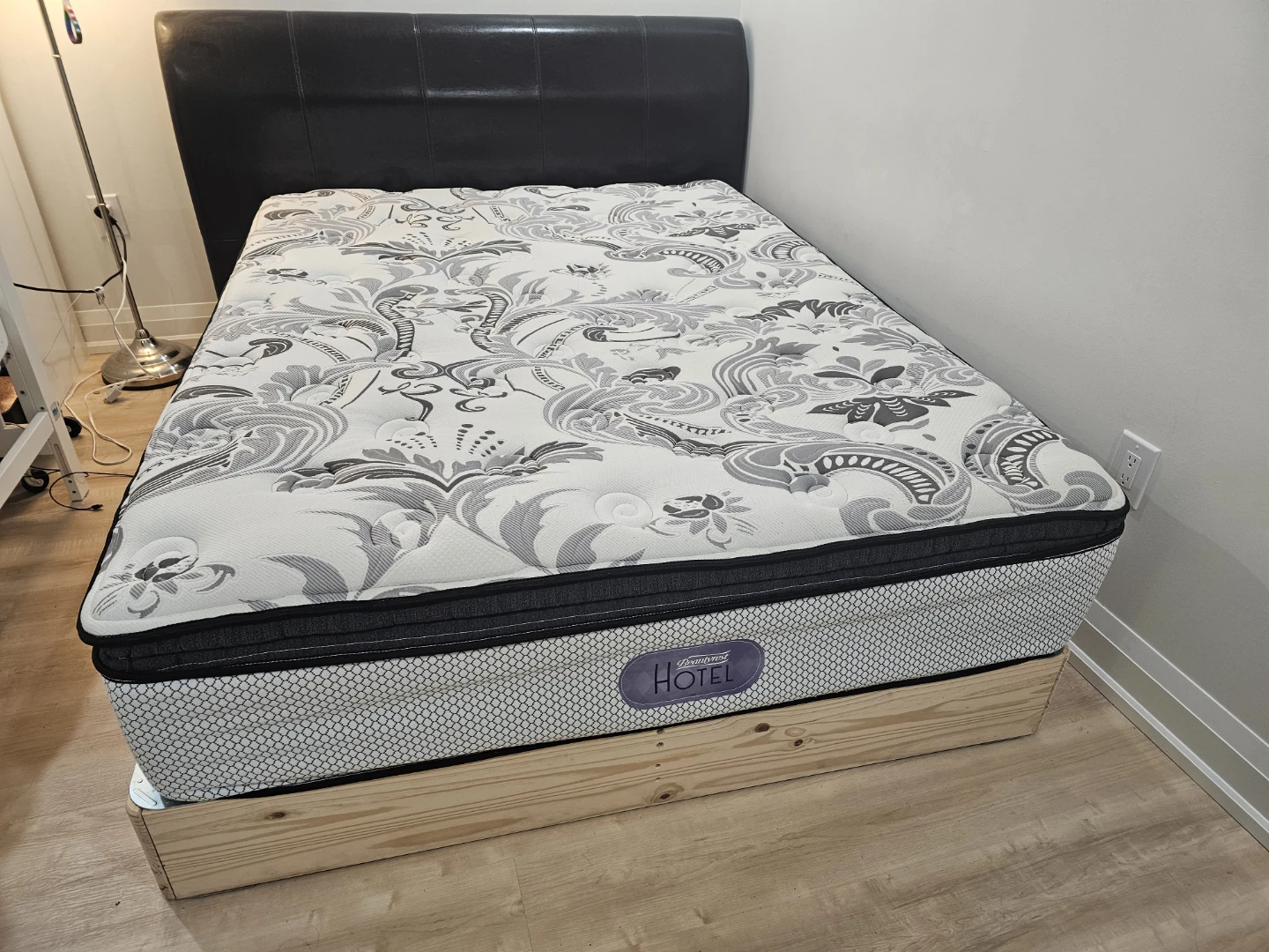 (Queen size)Beautyrest Quintessence Platinum Eurotop Mattress - photo 2