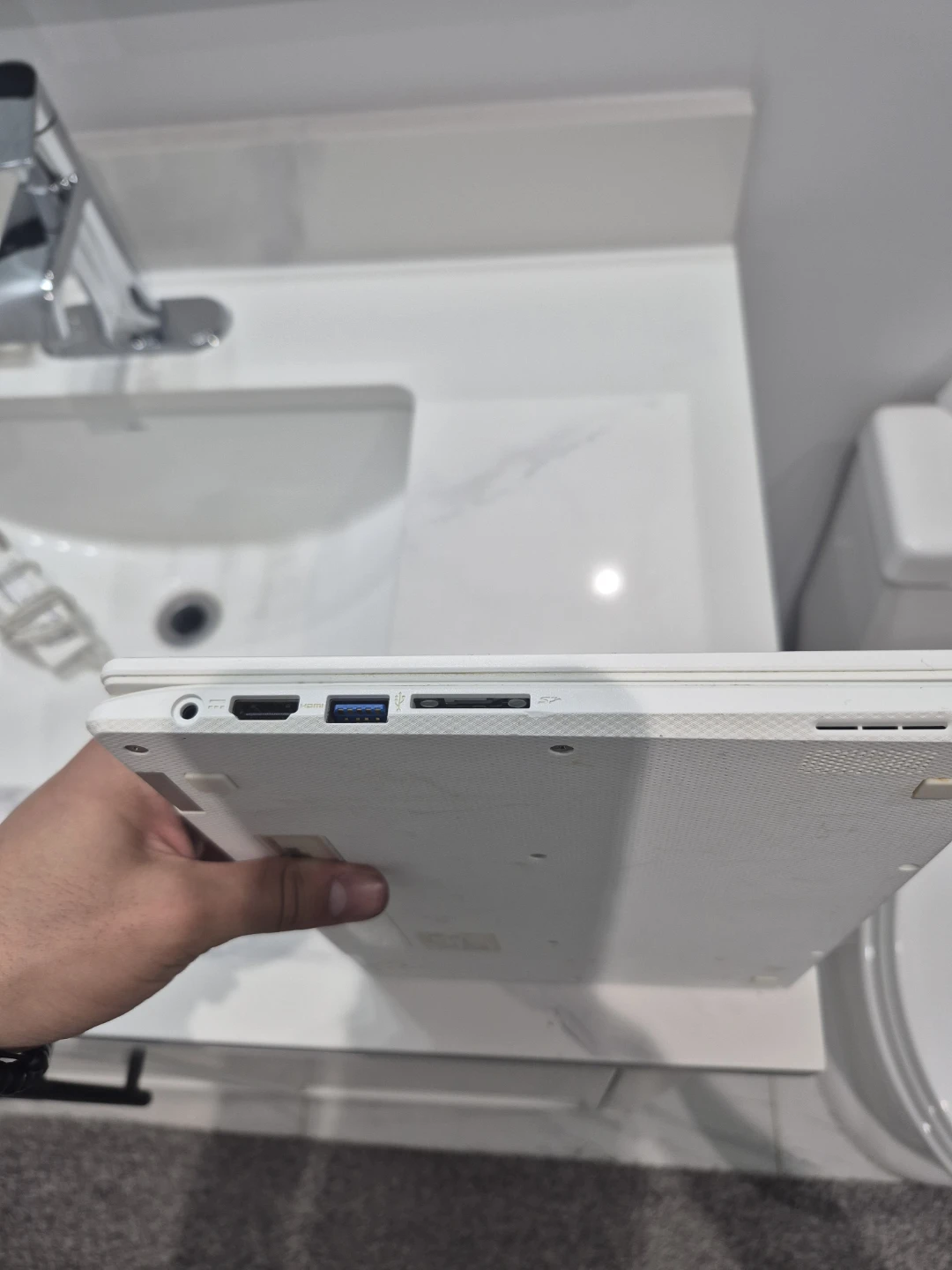 Acer Chromebook 11 Laptop Stickered Cover - photo 5