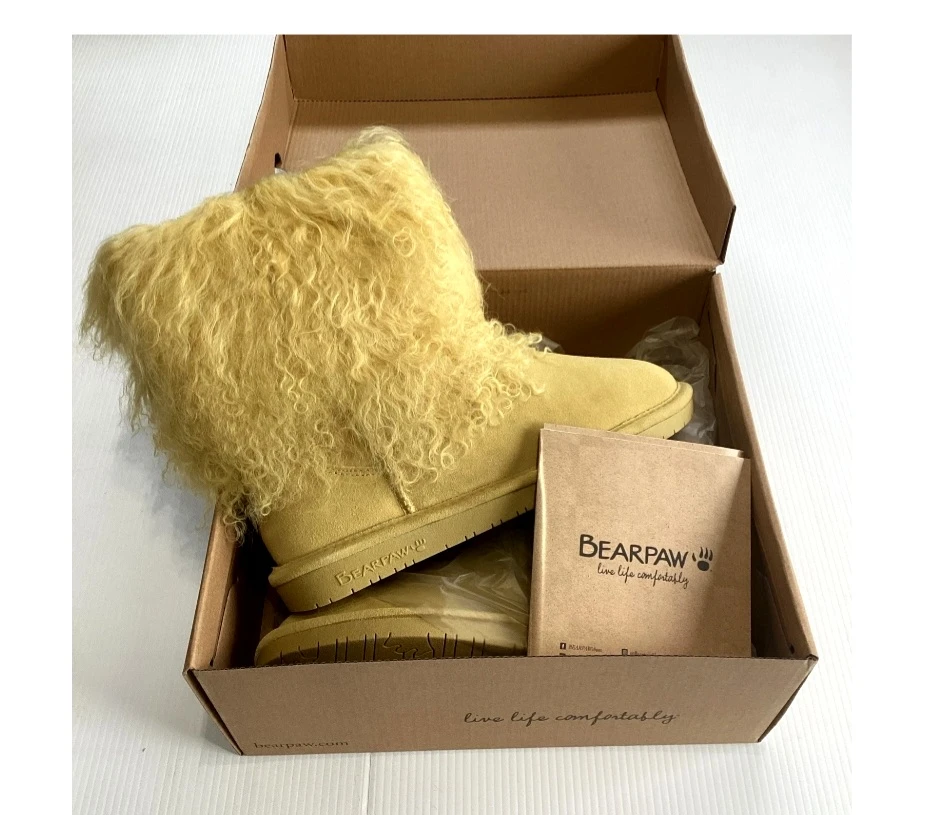 BearPaw Women's Boots - Yellow. Size  8